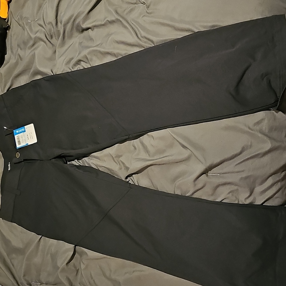 Women's Columbia Omni-Shield pant size 10p short